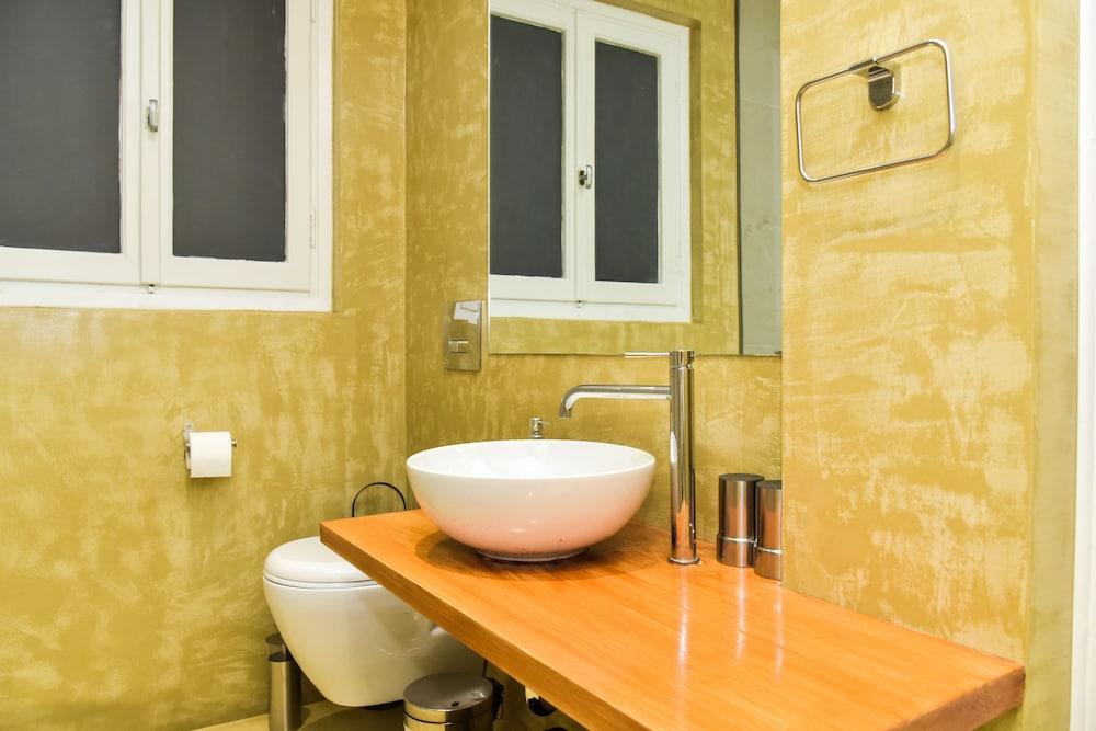אתונה Central Apartment At Echarxia 2 Beds For 5 Pers By Mps מראה חיצוני תמונה
